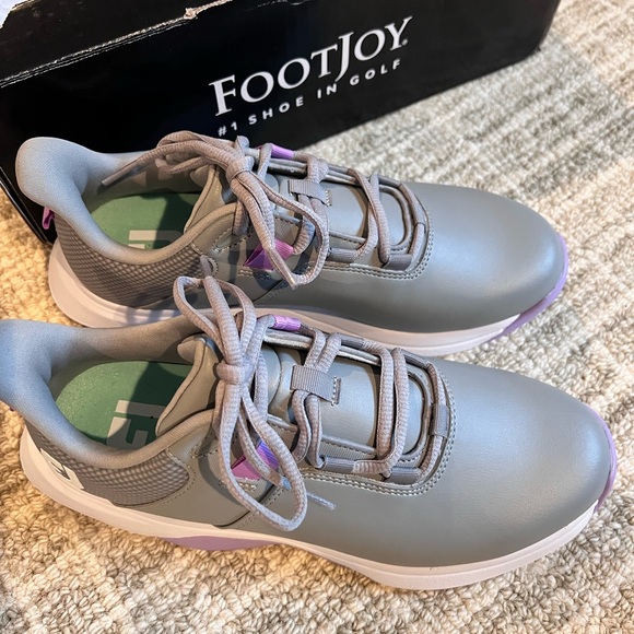 Ladies FootJoy Pro-Lite Golf Shoes Size 7 Wide Gray / Purple Spikeless Walk FJ - Picture 7 of 8